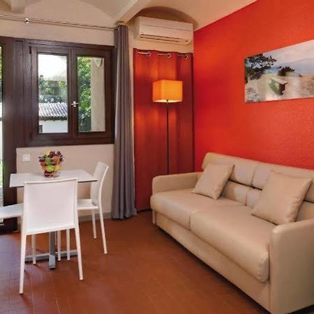 Belambra Clubs La Colle-Sur-Loup - Les Terrasses De Saint-Paul De Vence Hotel Екстериор снимка